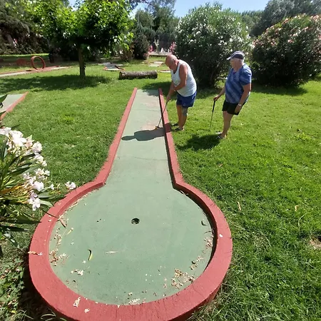 Paradis Domaine De Gaujac Campeggio